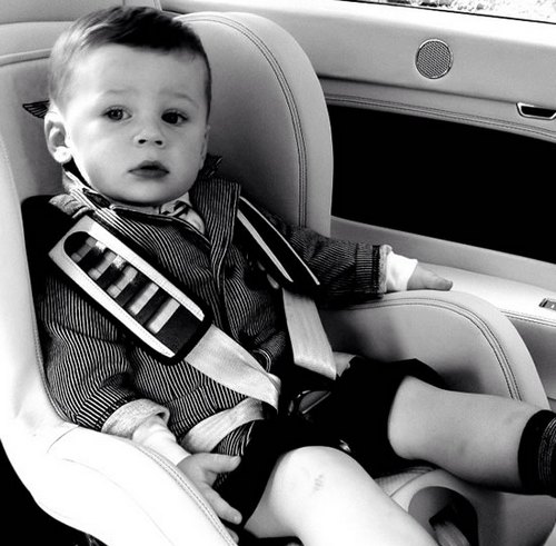 Bentley-car-seat-for-Wayne-Rooney’s-son-Kai