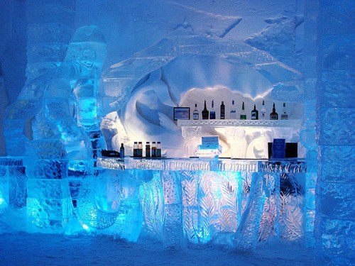 In patagonia ha aperto GlacioBar, il bar scavato nel ghiaccio 
