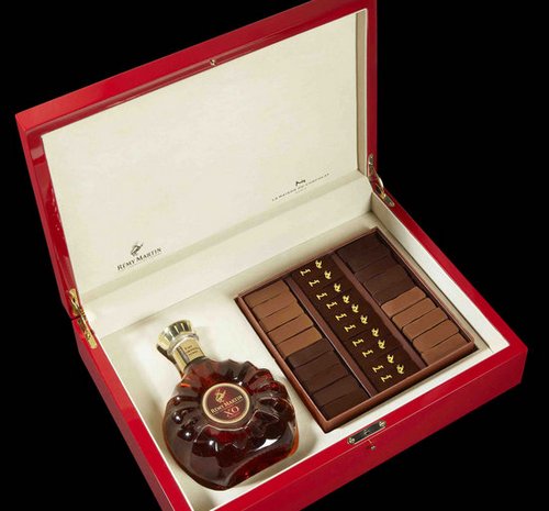 Remy-Martin-XO-Mysteries-Gift-