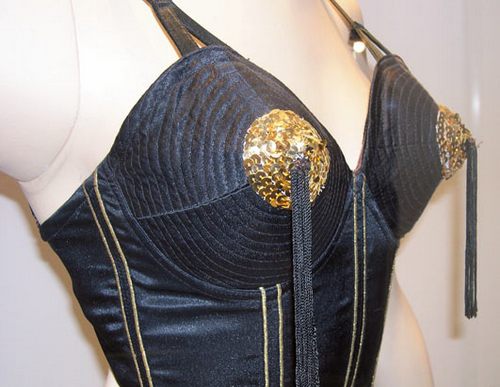 ht_Madonna’s bustier