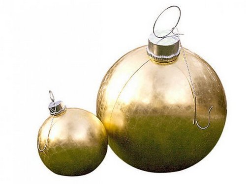 Natale 2011: palline natalizie in oro Design Solutions
