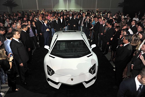 Lamborghini Aventador: debutto in Brasile