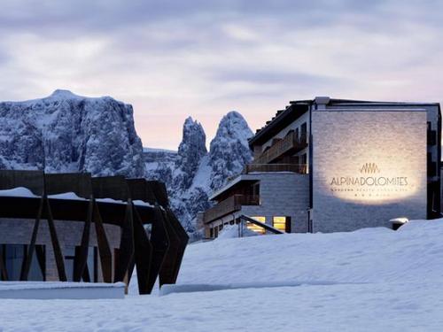 Alpina Dolomites Gardena Health Lodge & Spa: relax tra le Dolomiti