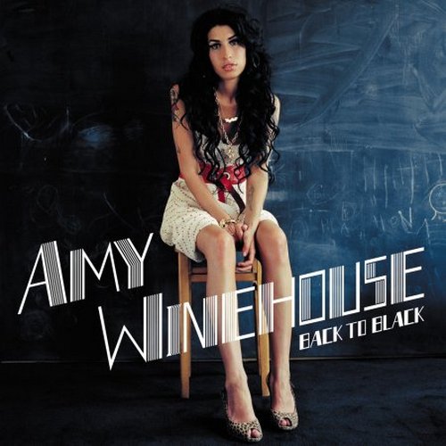 Venduto all'asta l'abito indossato da Amy Winehouse nella copertina di Back to Black