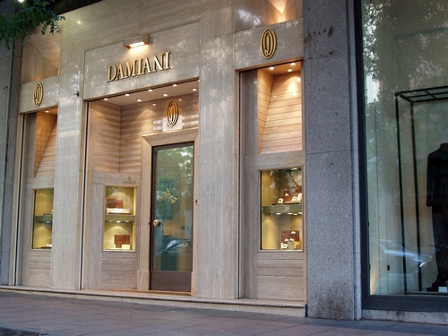Luxury shops in Barrio de Salamanca. Madrid. Shopping. Damiani
