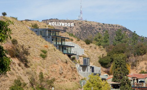 Hollywood Hills House: la casa realizzata a terrazzamenti sulle colline di Hollywood