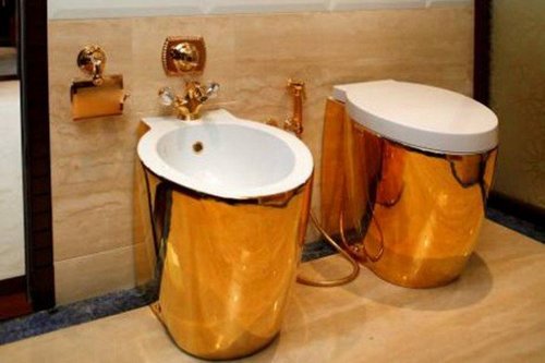 Toilette yacht oro