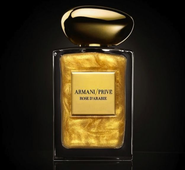 Rose d’Arabie, il profumo di Giorgio Armani con scaglie d’oro