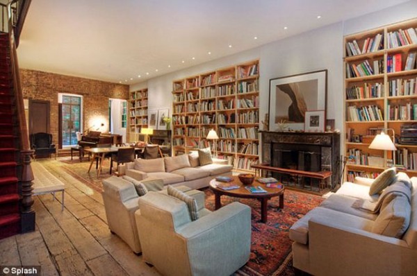La fotografa Annie Leibovitz vende casa a Manhattan per 33 milioni di dollari