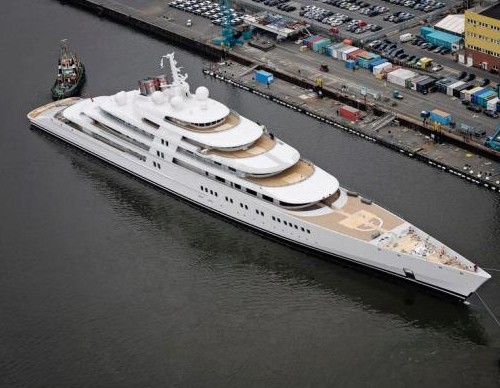 Azzam, lo yacht più grande del mondo