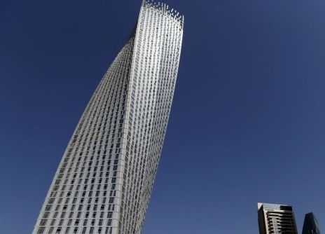 Inaugurato a Dubai un grattacielo da record attorcigliato da 272 milioni di dollari