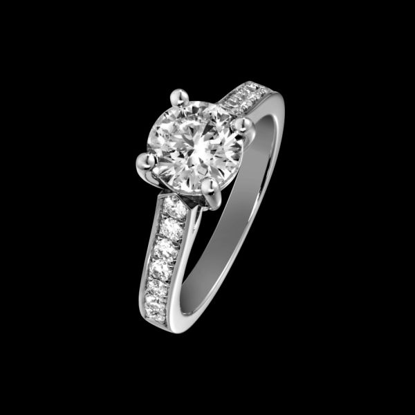 Anelli solitario Piaget con diamanti per un matrimonio indimenticabile 