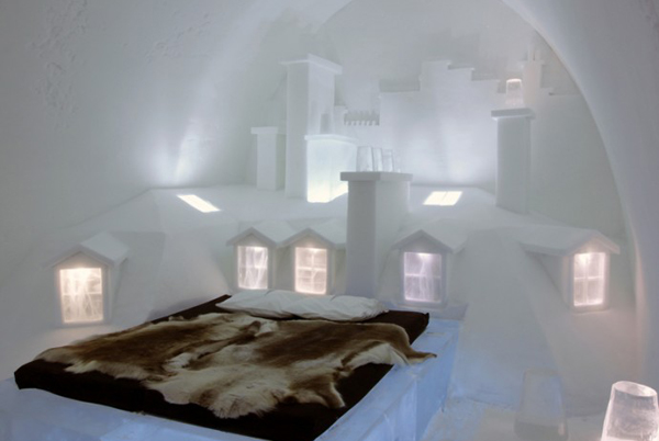Ice Hotel, vivere una notte nel ghiaccio tra fiaba e realtà