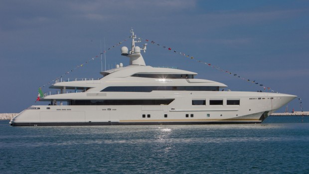 Yacht di lusso CRN scafo 133