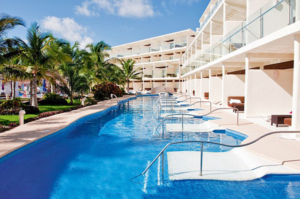 Sensatori Resort Mexico, la piscina è ovunque