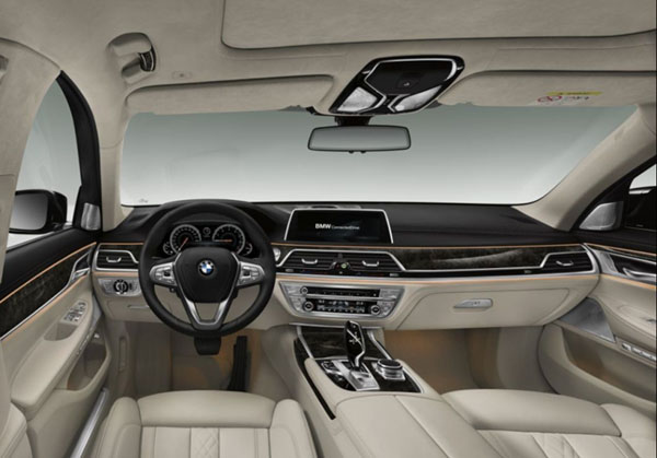 BMW serie 7 interni