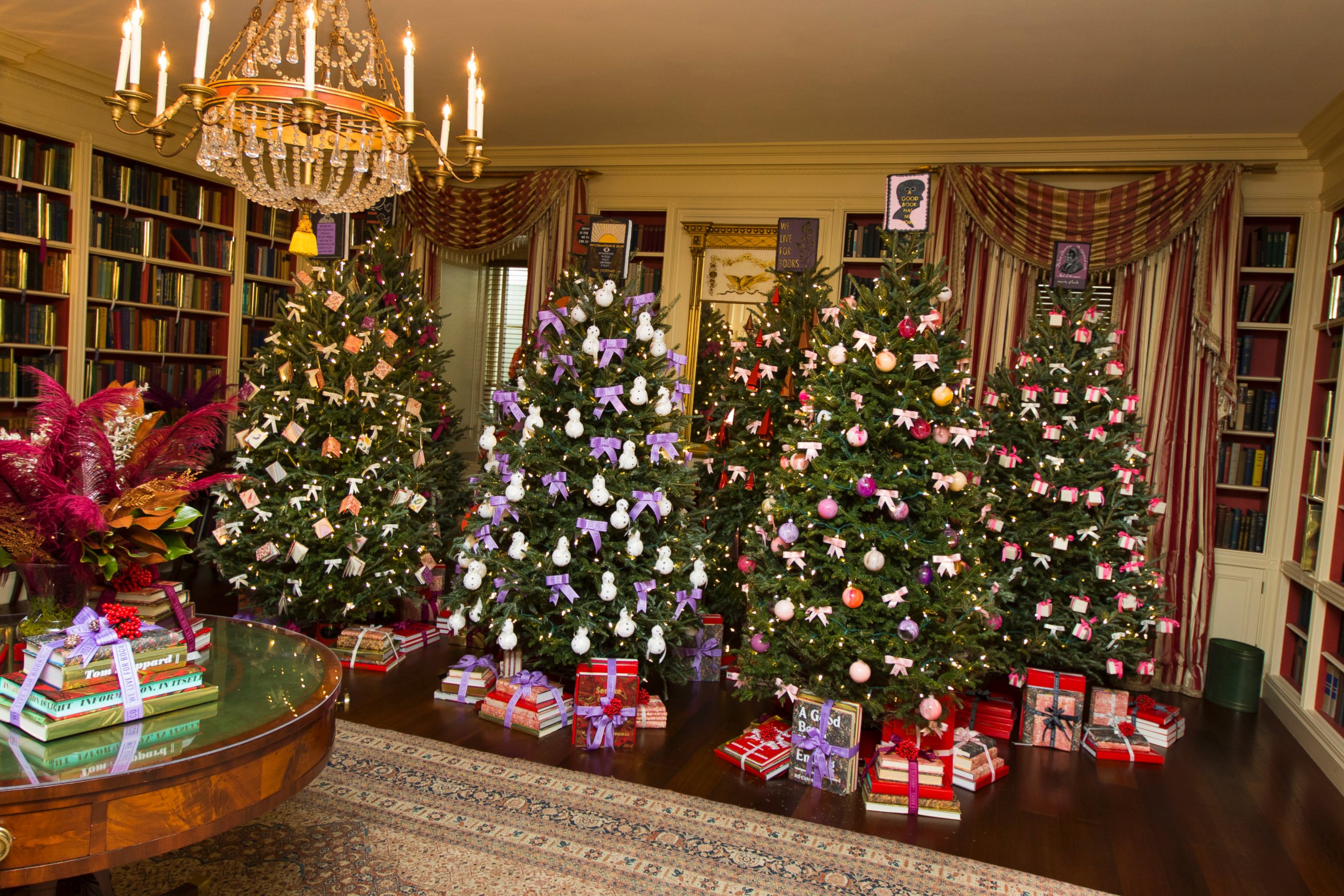 Kenzo addobba la Casa Bianca per il Natale 2015