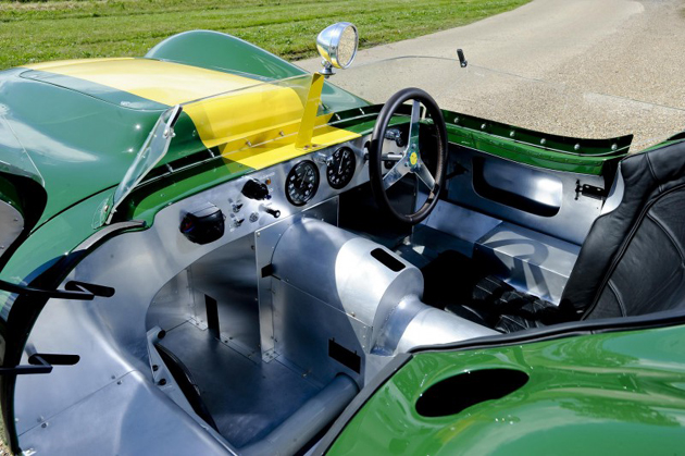 Jaguar Knobbly Stirling Moss Edition_3