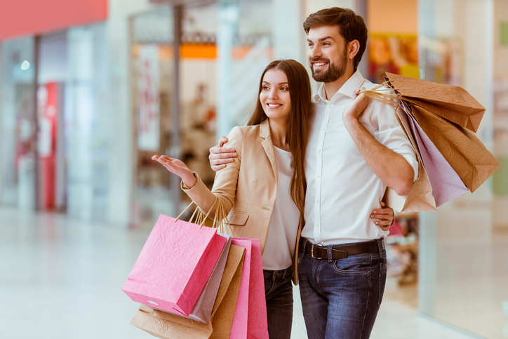 Couple doing shopping